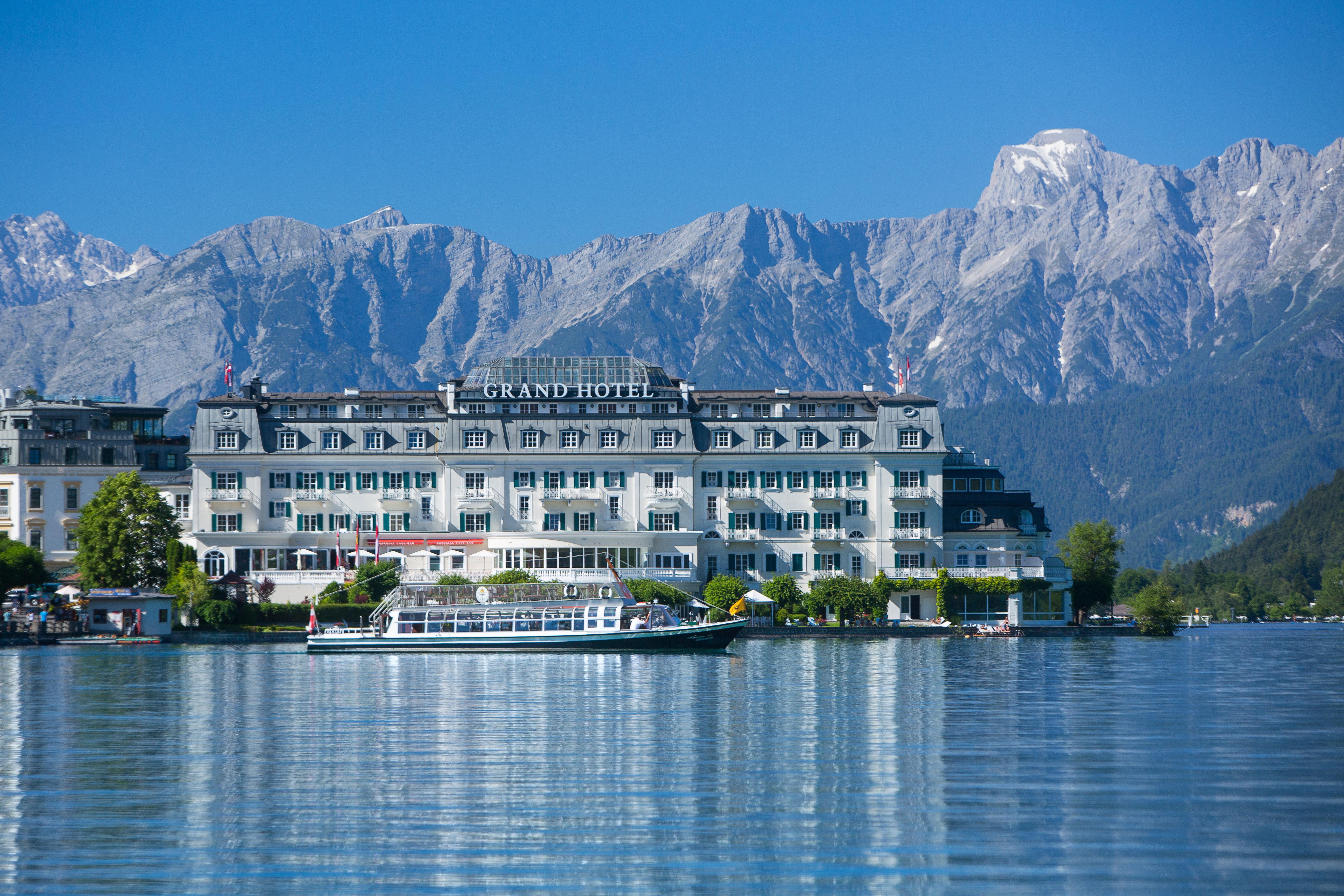 Grand Hotel Zell Am See Exterior photo