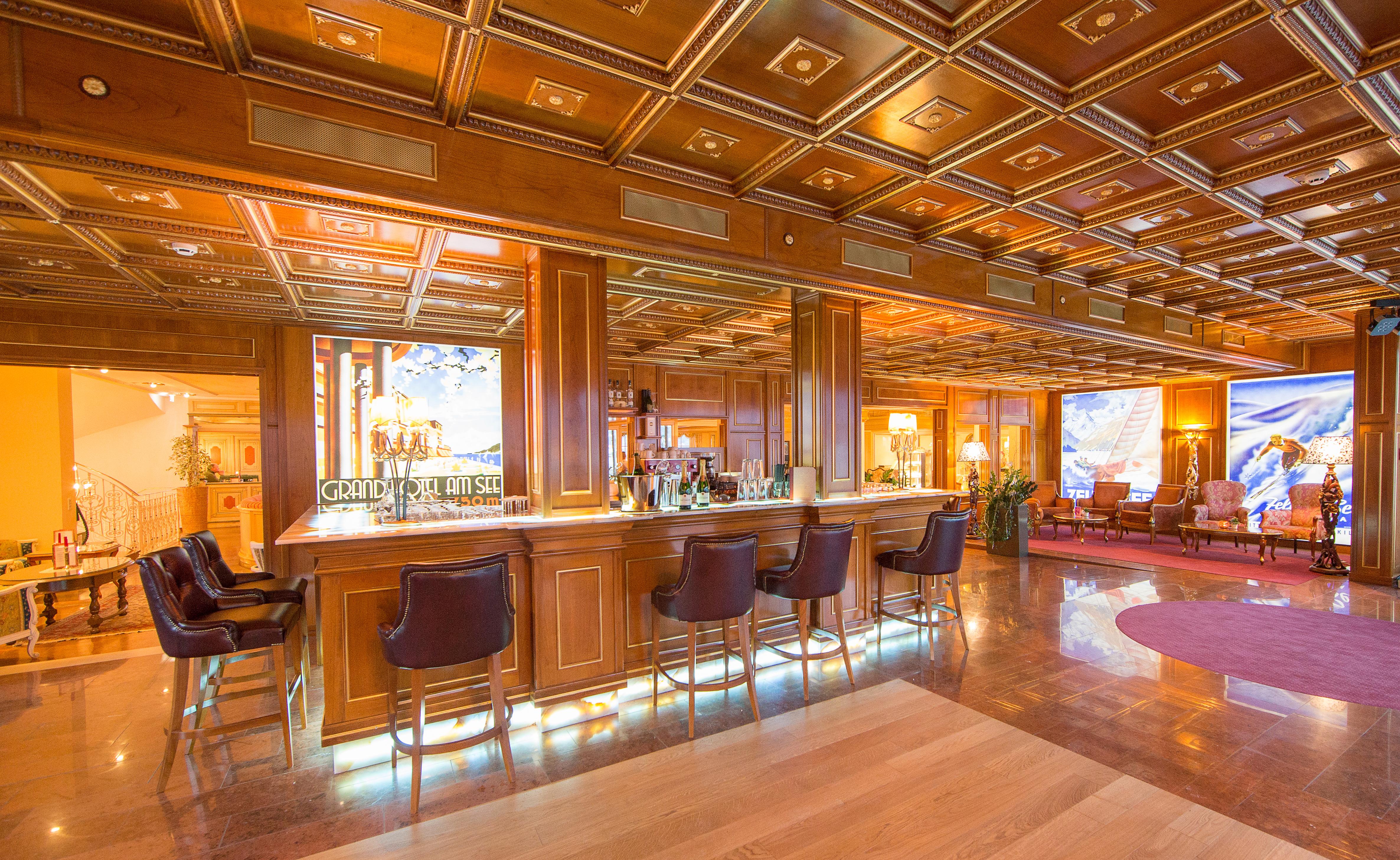 Grand Hotel Zell Am See Exterior photo