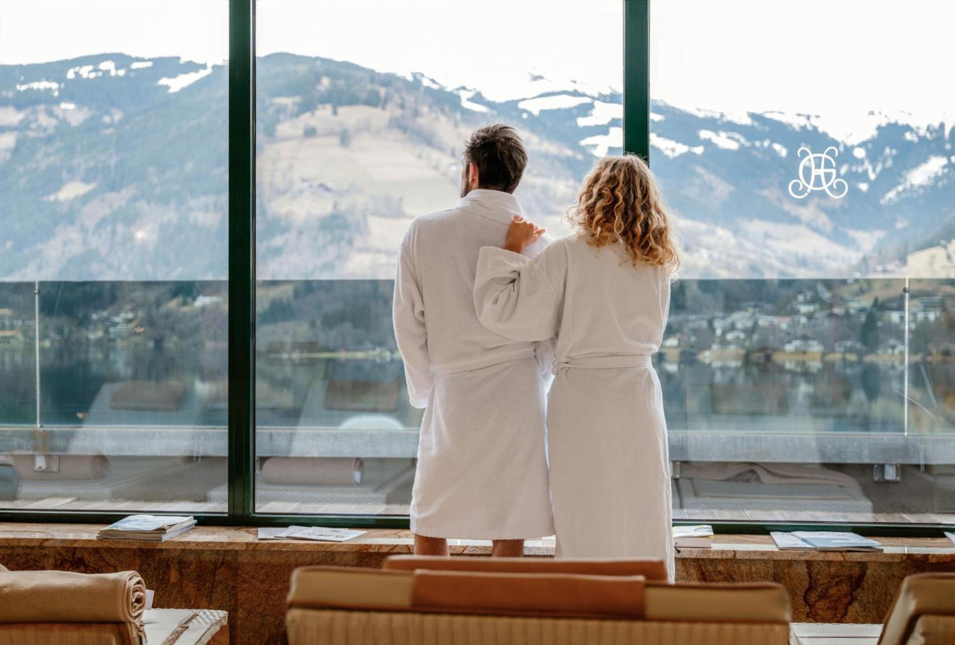Grand Hotel Zell Am See Exterior photo